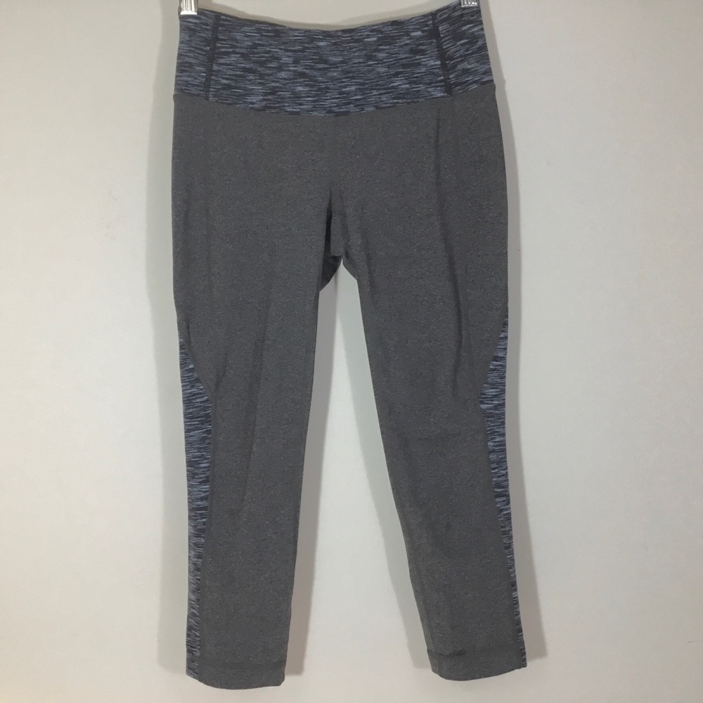 💎Athleta Gray Splits Revelation Capri Leggings